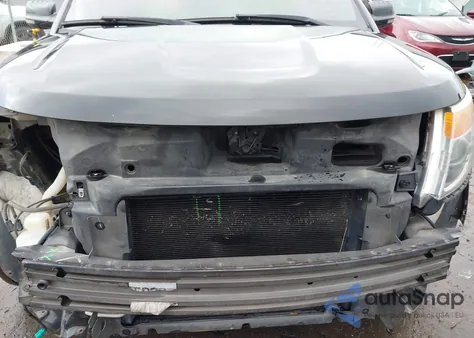 2011 Ford Explorer Xlt z USA, uszkodzony, nr VIN 1FMHK8D82BGA93816